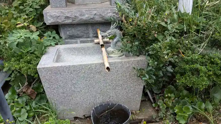 最福寺別院江の島大師の手水舎