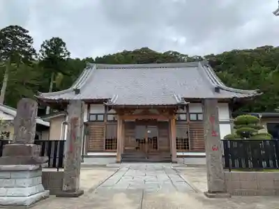 徳性寺の本殿・本堂