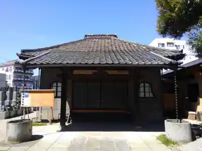 宝泉寺の本殿・本堂
