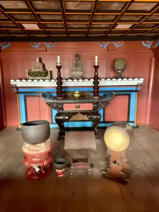 韮崎窟観音(山梨県)