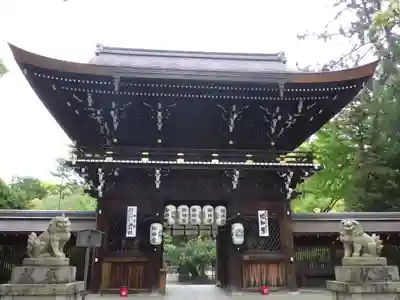 御霊神社(上御霊神社)の山門・神門