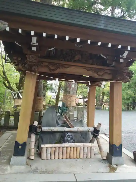 山中諏訪神社(山梨県)