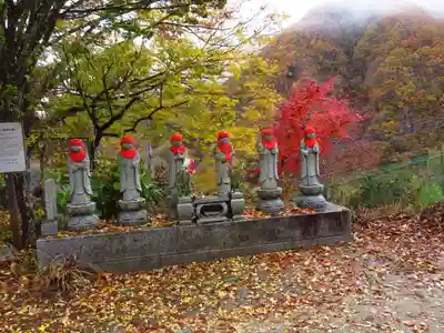 栖雲寺の地蔵