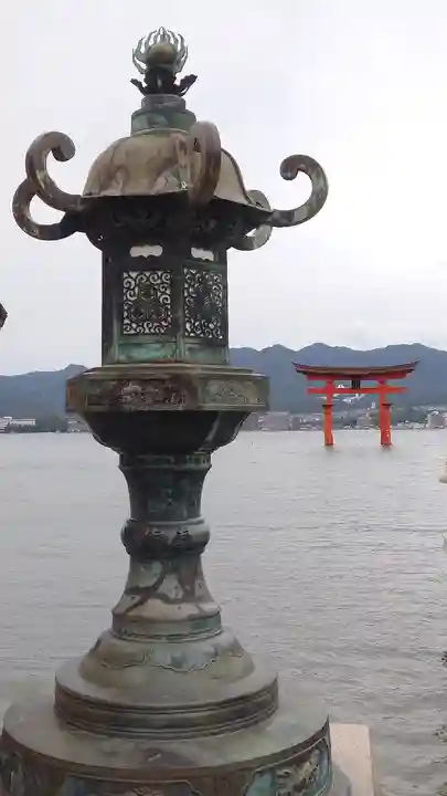 厳島神社(広島県)