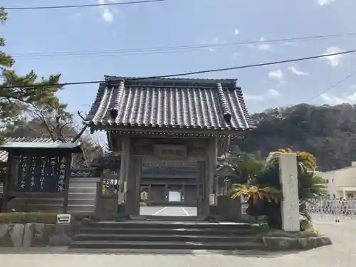 光明寺の山門・神門