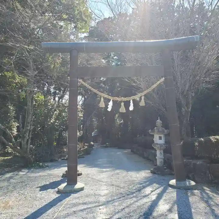 耳常神社の鳥居