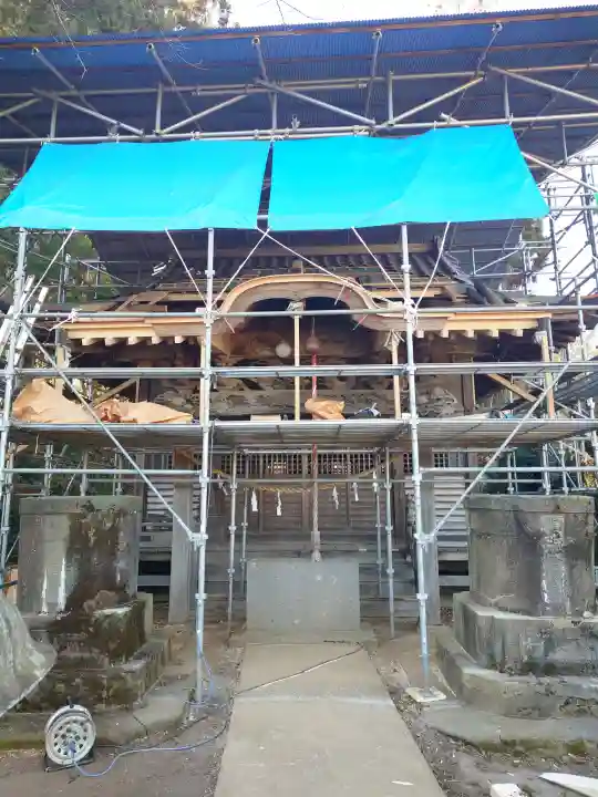 手白神社の{uncategorized: "未分類", other: "その他", undefined: "問題あり", building: "その他建物", grave: "お墓", sacred_gate: "鳥居", guardian: "狛犬", statue: "像", buddha: "仏像", history: "歴史", nature: "自然", garden: "庭園", animal: "動物", pagoda: "塔", temizu: "手水舎", mountain_gate: "山門・神門", sanctuary: "本殿・本堂", subordinate: "末社・摂社", art: "芸術", scenery: "景色", jizo: "地蔵", ema: "絵馬", goshuin: "御朱印", omikuji: "おみくじ", items: "授与品その他", amulet: "お守り", goshuincho: "御朱印帳", eats: "食事", festival: "お祭り", votive_dance: "神楽", shichigosan: "七五三参", wedding: "結婚式", experience: "体験その他", initially: "初詣", around: "周辺", anti_infection: "感染症対策"}