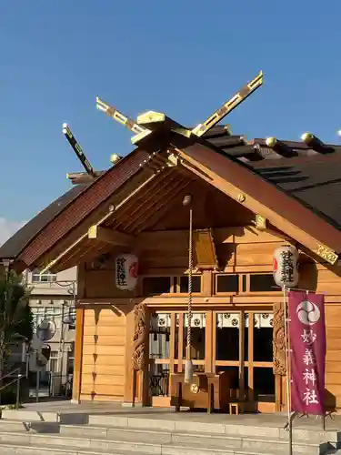 駒込妙義神社の本殿