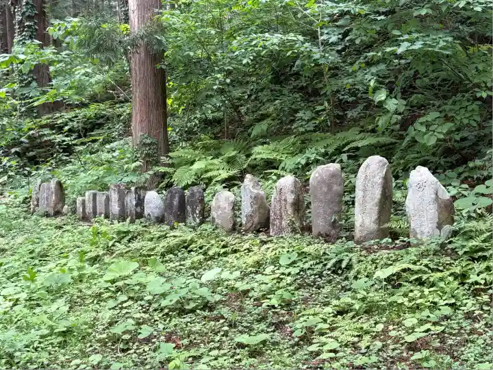 出羽月山湯殿山摂社岩根沢三神社(三山神社)(山形県)