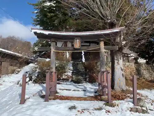 諏訪神社(真田本城跡)の鳥居