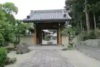 宝生寺の山門・神門