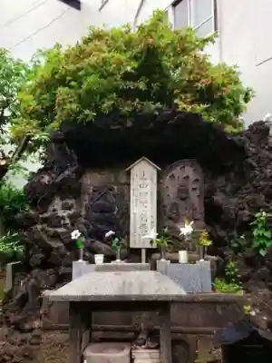 上中里西方不動尊(東京都)