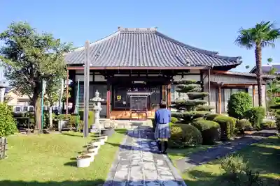 薬師寺(北外山)の本殿・本堂