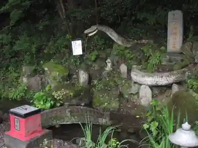 磯山弁財天の自然