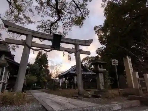 新熊野神社の鳥居