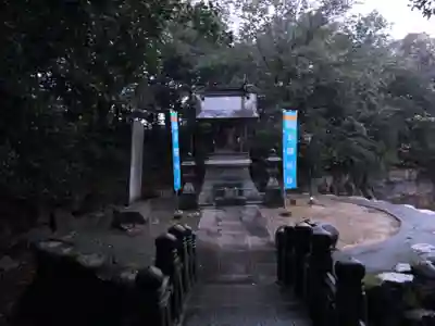 冠纓神社の末社・摂社