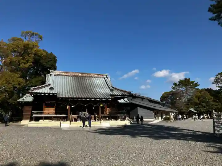 焼津神社の{uncategorized: "未分類", other: "その他", undefined: "問題あり", building: "その他建物", grave: "お墓", sacred_gate: "鳥居", guardian: "狛犬", statue: "像", buddha: "仏像", history: "歴史", nature: "自然", garden: "庭園", animal: "動物", pagoda: "塔", temizu: "手水舎", mountain_gate: "山門・神門", sanctuary: "本殿・本堂", subordinate: "末社・摂社", art: "芸術", scenery: "景色", jizo: "地蔵", ema: "絵馬", goshuin: "御朱印", omikuji: "おみくじ", items: "授与品その他", amulet: "お守り", goshuincho: "御朱印帳", eats: "食事", festival: "お祭り", votive_dance: "神楽", shichigosan: "七五三参", wedding: "結婚式", experience: "体験その他", initially: "初詣", around: "周辺", anti_infection: "感染症対策"}