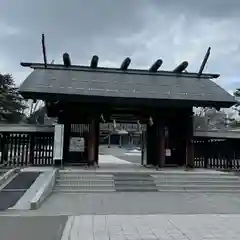 札幌護國神社の山門