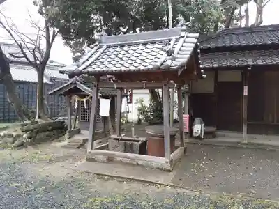 白山社の手水舎