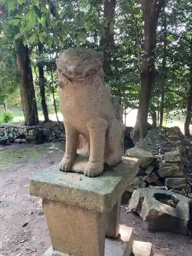 東臺神社の狛犬