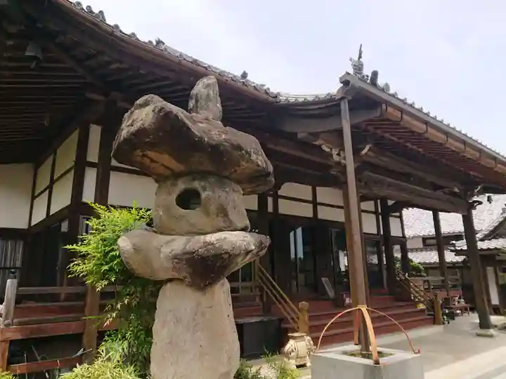 長慶寺の本殿・本堂