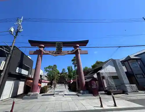 笠間稲荷神社の{uncategorized: "未分類", other: "その他", undefined: "問題あり", building: "その他建物", grave: "お墓", sacred_gate: "鳥居", guardian: "狛犬", statue: "像", buddha: "仏像", history: "歴史", nature: "自然", garden: "庭園", animal: "動物", pagoda: "塔", temizu: "手水舎", mountain_gate: "山門・神門", sanctuary: "本殿・本堂", subordinate: "末社・摂社", art: "芸術", scenery: "景色", jizo: "地蔵", ema: "絵馬", goshuin: "御朱印", omikuji: "おみくじ", items: "授与品その他", amulet: "お守り", goshuincho: "御朱印帳", eats: "食事", festival: "お祭り", votive_dance: "神楽", shichigosan: "七五三参", wedding: "結婚式", experience: "体験その他", initially: "初詣", around: "周辺", anti_infection: "感染症対策"}