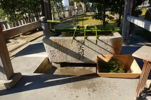 剣神社の手水舎