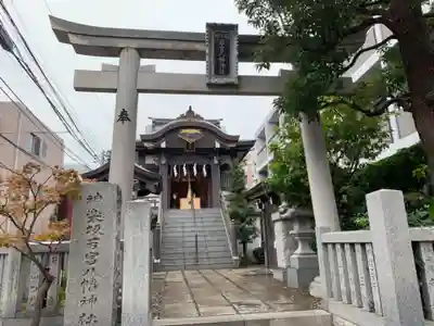 神楽坂若宮八幡神社の鳥居