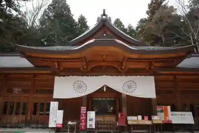 穂高神社本宮の本殿・本堂