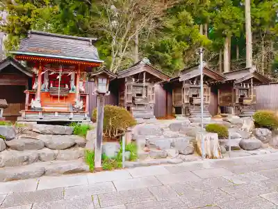 遠野郷八幡宮の{uncategorized: "未分類", other: "その他", undefined: "問題あり", building: "その他建物", grave: "お墓", sacred_gate: "鳥居", guardian: "狛犬", statue: "像", buddha: "仏像", history: "歴史", nature: "自然", garden: "庭園", animal: "動物", pagoda: "塔", temizu: "手水舎", mountain_gate: "山門・神門", sanctuary: "本殿・本堂", subordinate: "末社・摂社", art: "芸術", scenery: "景色", jizo: "地蔵", ema: "絵馬", goshuin: "御朱印", omikuji: "おみくじ", items: "授与品その他", amulet: "お守り", goshuincho: "御朱印帳", eats: "食事", festival: "お祭り", votive_dance: "神楽", shichigosan: "七五三参", wedding: "結婚式", experience: "体験その他", initially: "初詣", around: "周辺", anti_infection: "感染症対策"}