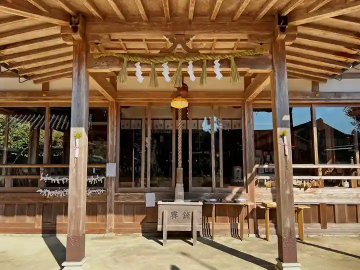 比々岐神社の本殿・本堂