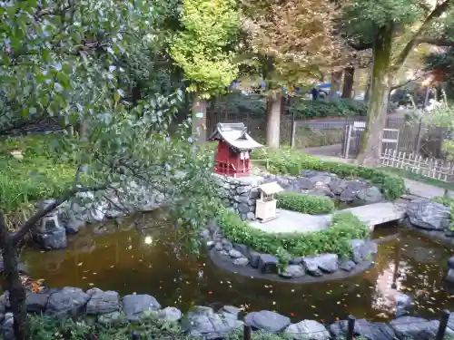 熊野神社の庭園