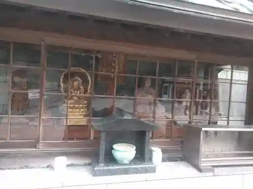 南蔵院の本殿・本堂