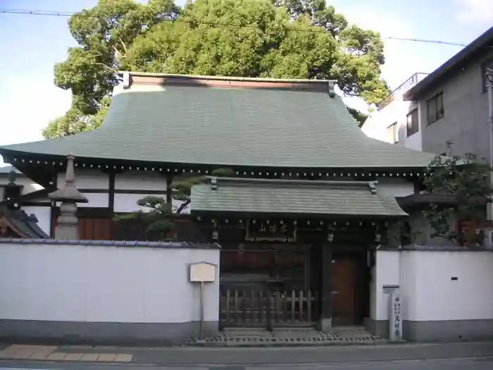 荒村寺の本殿