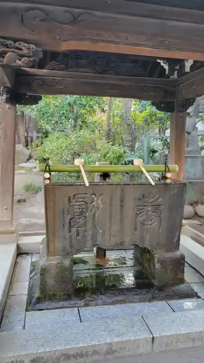 住吉神社の{uncategorized: "未分類", other: "その他", undefined: "問題あり", building: "その他建物", grave: "お墓", sacred_gate: "鳥居", guardian: "狛犬", statue: "像", buddha: "仏像", history: "歴史", nature: "自然", garden: "庭園", animal: "動物", pagoda: "塔", temizu: "手水舎", mountain_gate: "山門・神門", sanctuary: "本殿・本堂", subordinate: "末社・摂社", art: "芸術", scenery: "景色", jizo: "地蔵", ema: "絵馬", goshuin: "御朱印", omikuji: "おみくじ", items: "授与品その他", amulet: "お守り", goshuincho: "御朱印帳", eats: "食事", festival: "お祭り", votive_dance: "神楽", shichigosan: "七五三参", wedding: "結婚式", experience: "体験その他", initially: "初詣", around: "周辺", anti_infection: "感染症対策"}