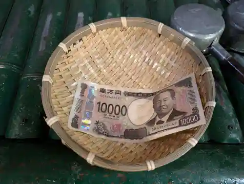 銭洗弁財天宇賀福神社(神奈川県)