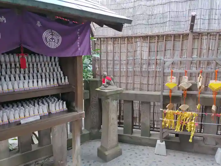 被官稲荷神社の絵馬