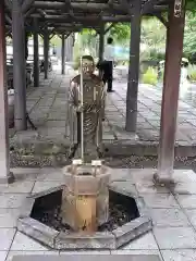 西新井大師総持寺の地蔵