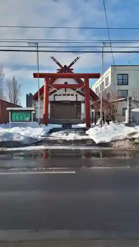 新習教大聖大教会祈祷殿の鳥居