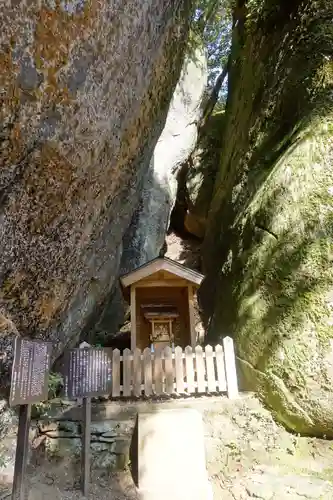 笠置寺の末社・摂社