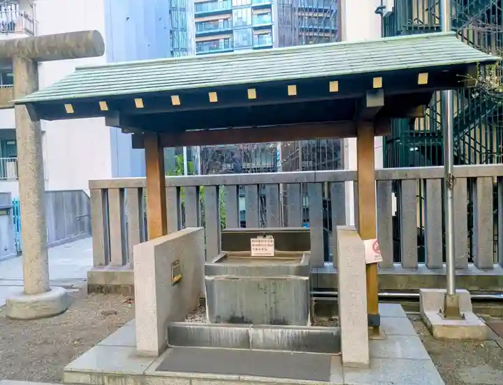 宮益御嶽神社の手水舎