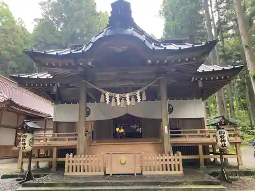御岩神社の本殿・本堂