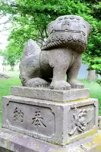 北龍神社の狛犬