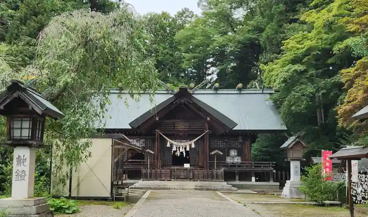 神明社の本殿・本堂