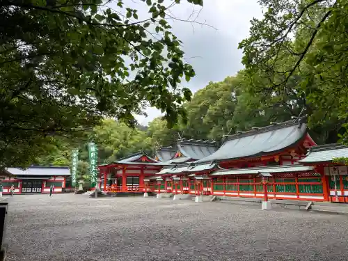 熊野速玉大社の{uncategorized: "未分類", other: "その他", undefined: "問題あり", building: "その他建物", grave: "お墓", sacred_gate: "鳥居", guardian: "狛犬", statue: "像", buddha: "仏像", history: "歴史", nature: "自然", garden: "庭園", animal: "動物", pagoda: "塔", temizu: "手水舎", mountain_gate: "山門・神門", sanctuary: "本殿・本堂", subordinate: "末社・摂社", art: "芸術", scenery: "景色", jizo: "地蔵", ema: "絵馬", goshuin: "御朱印", omikuji: "おみくじ", items: "授与品その他", amulet: "お守り", goshuincho: "御朱印帳", eats: "食事", festival: "お祭り", votive_dance: "神楽", shichigosan: "七五三参", wedding: "結婚式", experience: "体験その他", initially: "初詣", around: "周辺", anti_infection: "感染症対策"}