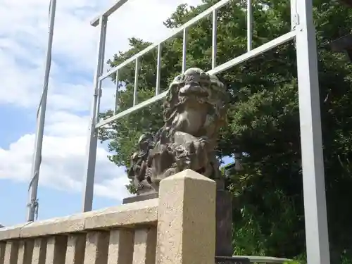 叶神社（東叶神社）の狛犬