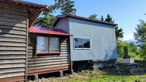 東中神社の本殿・本堂