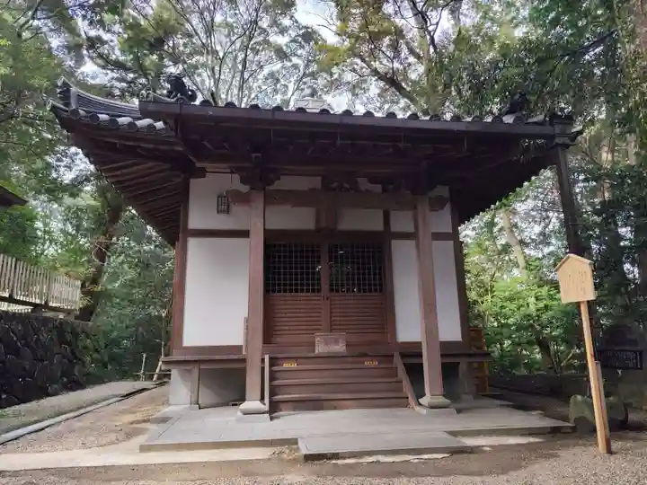 往馬坐伊古麻都比古神社(奈良県)