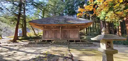 高藏寺の本殿