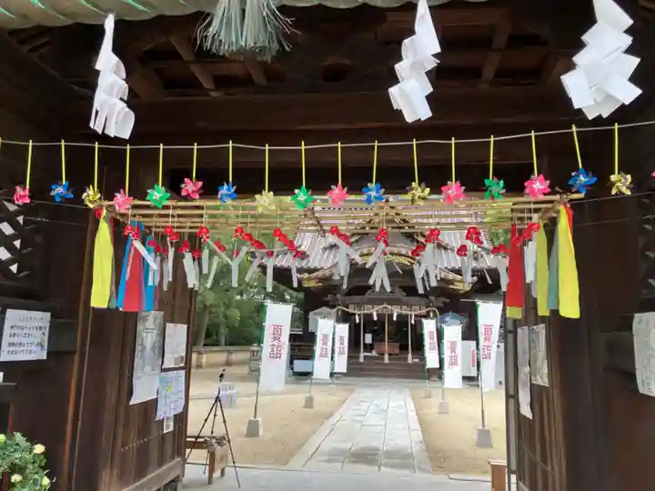 三津厳島神社の山門・神門